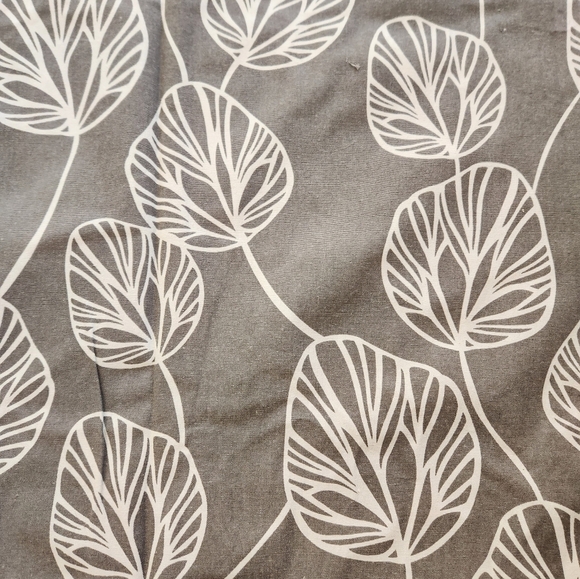 Gray Leaf Patterned Curtain - Picture 2 of 5